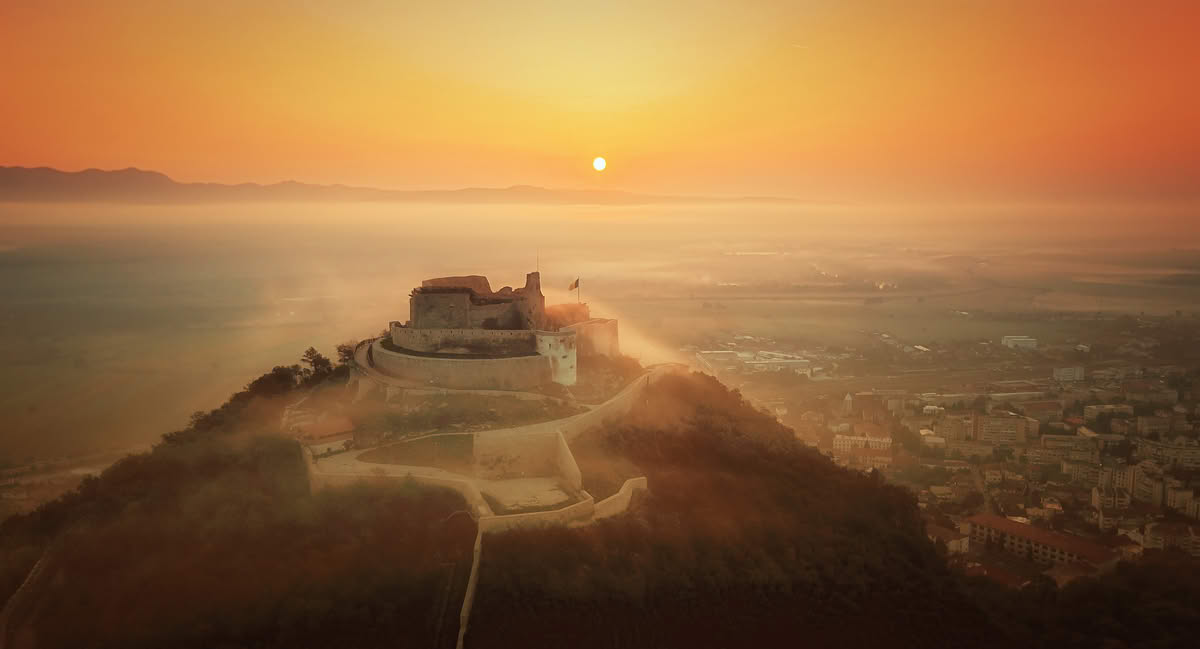 Cetatea Deva Cetatea Deva