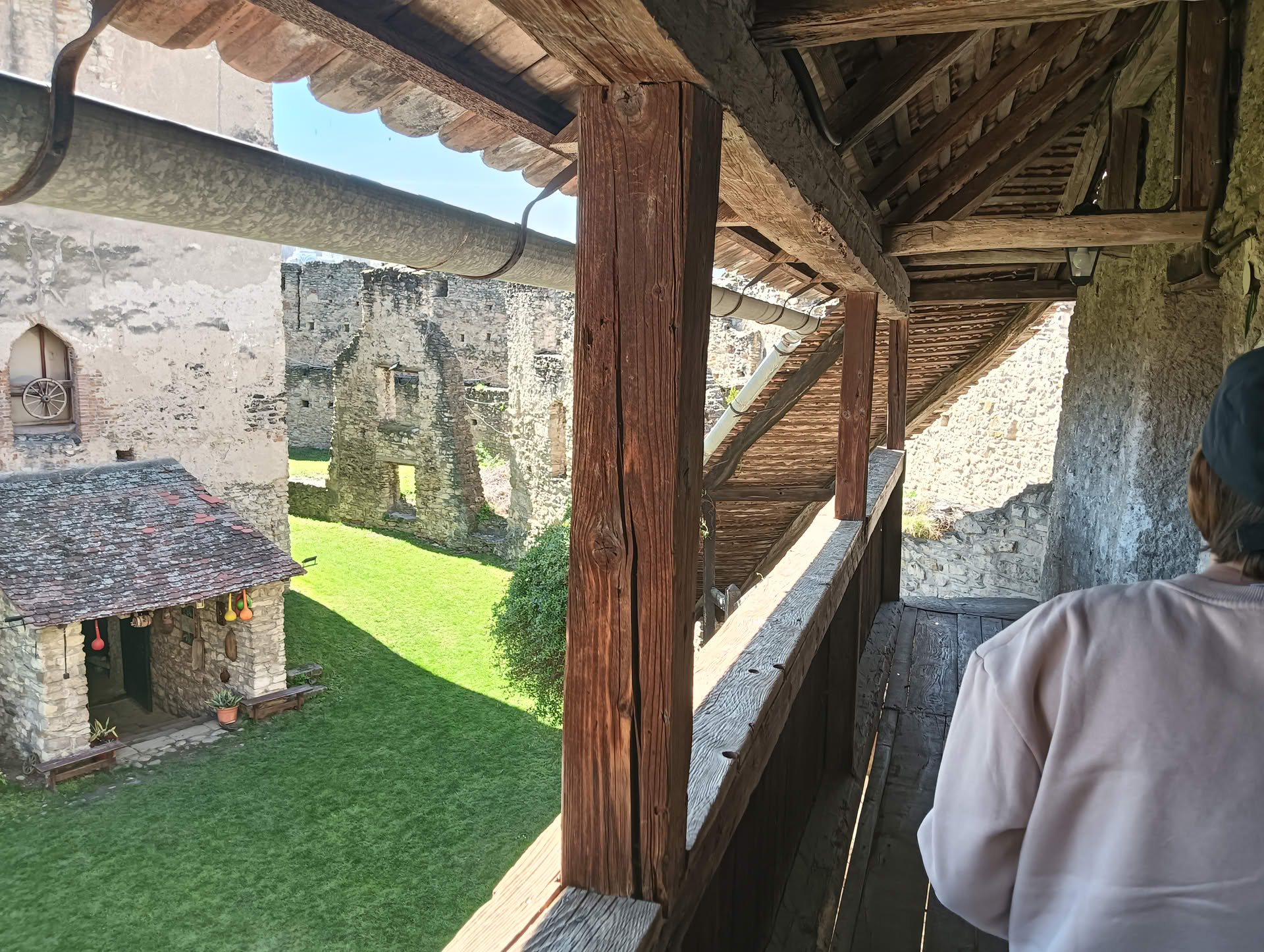 IMG20250413125056 Cetatea Calnic