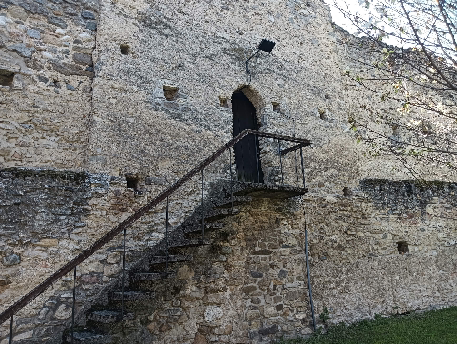 IMG20250413125717 Cetatea Calnic